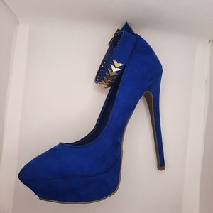 Georgeous JustFab Pumps Size 8